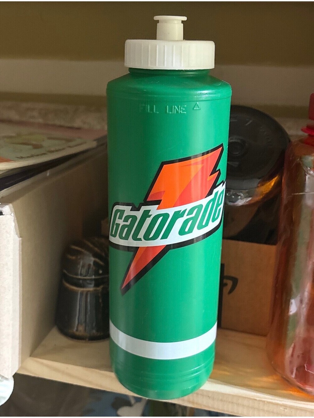 Vintage Gatorade Green Sports Squirt Top Water Bottle